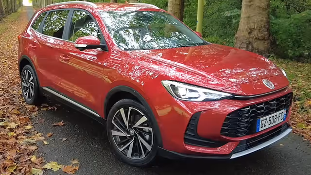 MG ZS Hybrid+ Luxury — photographie
